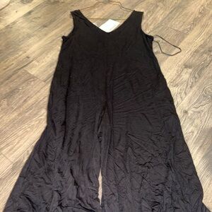 Spense Black Relaxed Fit Jumpsuit with Elastic Ankle Detailing